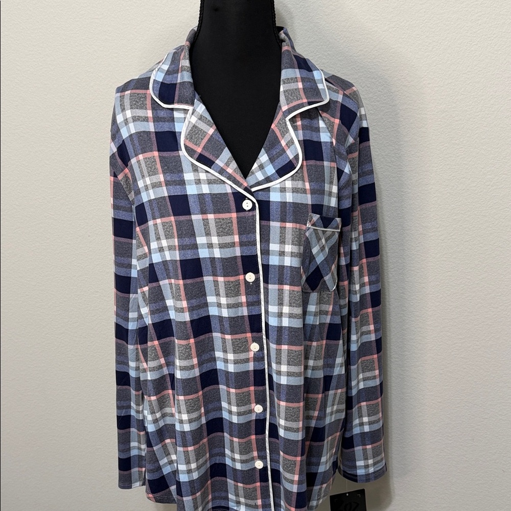 NWT Ellen Tracy super soft Plaid Button-Up Pajama set